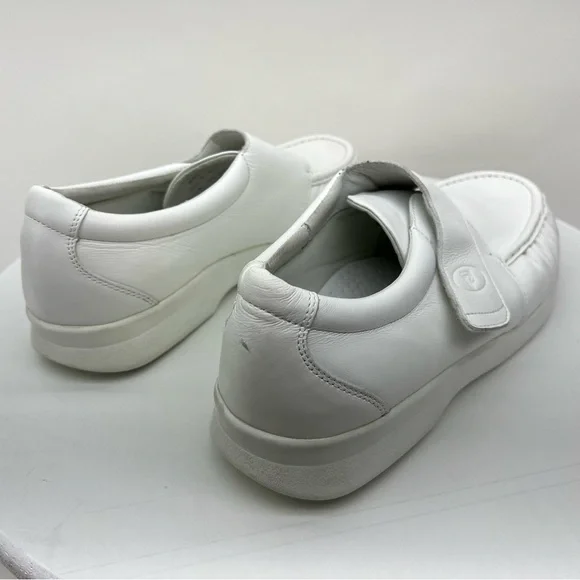 Propet Sneakers Oxfords Comfort Shoes Pucker Moc Walker One Strap White Leather - Picture 6 of 13